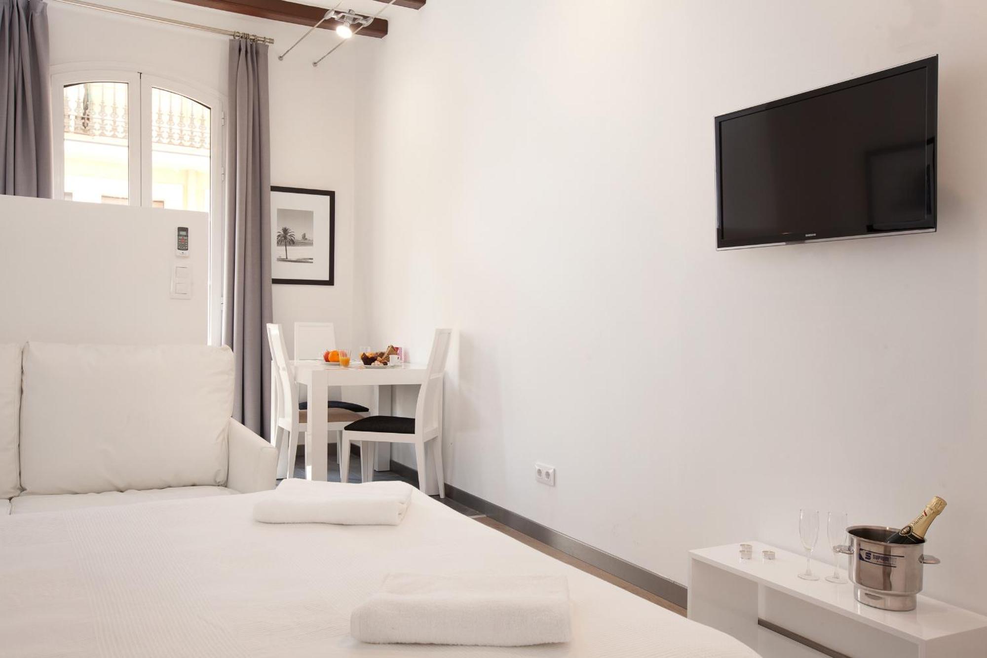 Barnapartments Basic Gracia Barcelona Room photo